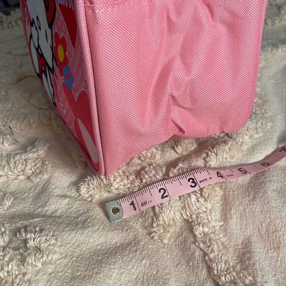Hello Kitty Insulated Lunch Bag/Tote - Picture 4 of 5